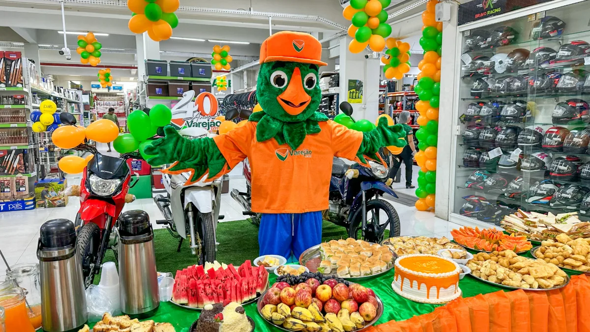 Varejão Tem celebra 40 anos com sorteio de motos e ofertas em Cametá