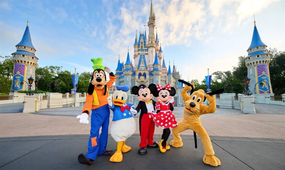 Disney demite centenas com cortes concentrados em áreas de RH e TI